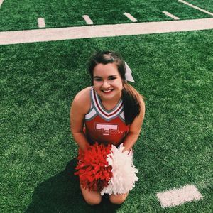 Meet your Posher, Madelyn